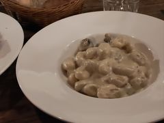 土豆面配香肠蓝乳酪酱-La Tavernetta(Bar à Vin)(乌鲁木齐路店)
