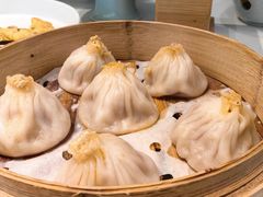 手拆蟹粉小笼包-淮扬府·游园京梦(中粮广场店)