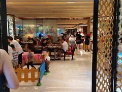 -君来湖滨饭店·玫瑰园