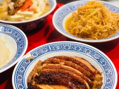 -蓝田九大碗民俗食府(蓝田店)