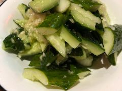 -虾弄弄海派小龙虾·牛羊蝎子火锅