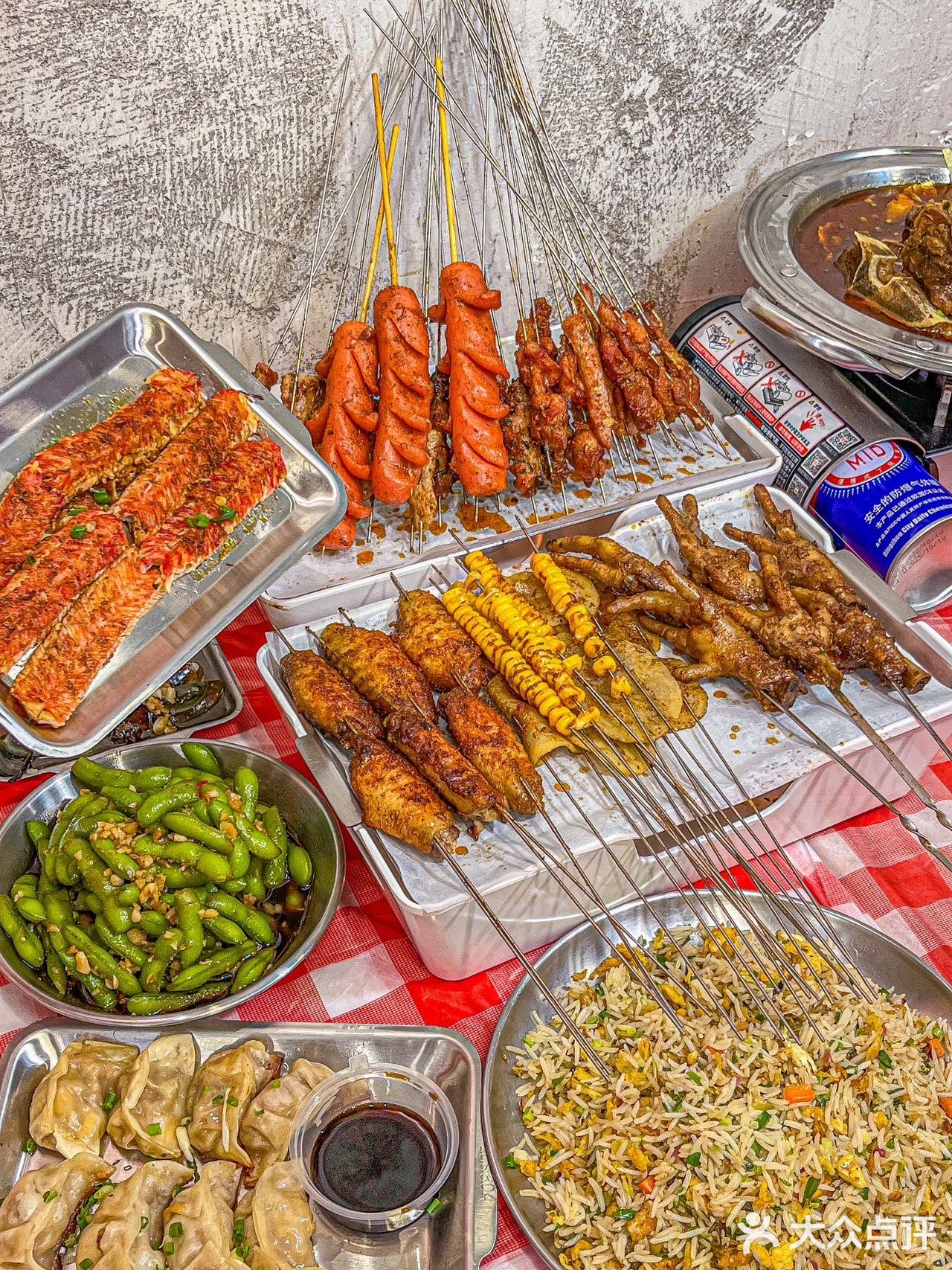 网友们没骗我曙光星城这家烧烤吼吼吃