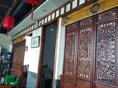 大堂-亿诣蝎府炸酱面羊蝎子火锅(酷车小镇店)