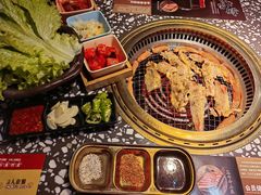-黑牛の場烤肉(摩天活力城店)