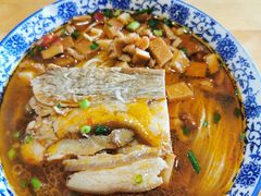 辣酱焖蹄面-裕兴记·三虾面(西北街总店)