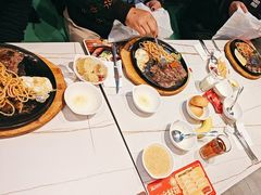 -豪享来牛排(人民店)