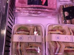-巴黎贝甜(宜山路店)