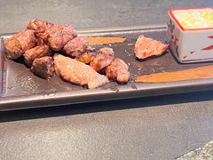 -铭牛烧肉·和牛海鲜自助(高新月牙湖店)