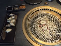-铭牛烧肉·和牛海鲜自助(高新月牙湖店)