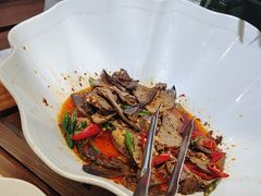 -金滏山烤肉·海鲜·火锅自助餐厅(襄阳万达店)