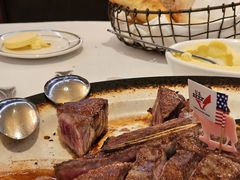 -Wolfgang’s Steakhouse 沃夫冈牛排馆(上海白玉兰广场店)