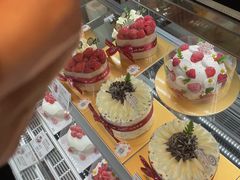 -花花卷卷·鲜食蛋糕(静安久光百货店)