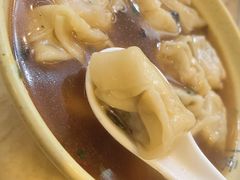 野馄饨-胖太太四川麻辣排骨串(镇江路分店)