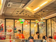 -潮庭港式茶餐厅·熊仔奶茶(同济广场店)