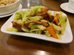 猪颈肉炒散菜花-大唐靓汤江门私房菜(景田店)