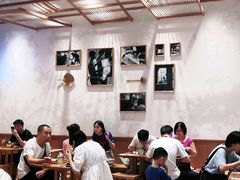 大堂-小满手工粉(上海月星环球港店)