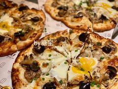 松露披萨-The ROOF (通盈中心店)