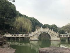-灵岩山风景区