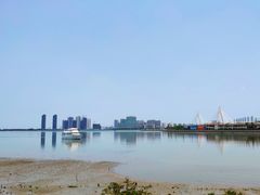 -万绿园
