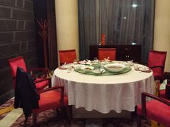 -粤尚腾香居中餐厅(首都机场希尔顿店)