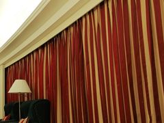 -深圳富苑皇冠假日套房酒店