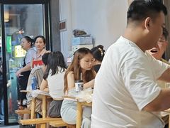 -郑记•不夜城烧烤•龙虾•虾蟹(黄鹤楼店)