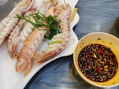 -覃记海鲜美食餐厅