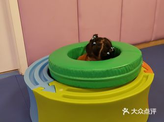 金宝贝的所有老师和员工给我们留下了很多欢快的瞬间