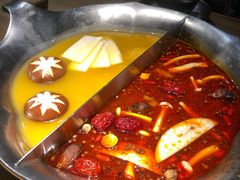 红颜花胶鸡锅-湊湊火锅·茶憩(杭州湖滨银泰in77店)