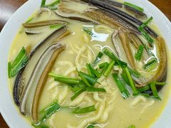 -三百碗宝应长鱼面(板仓街店)