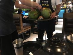 -东椰·海南椰子鸡火锅(朝阳门店)