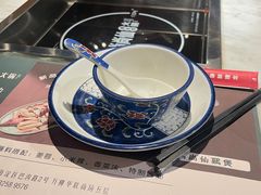 -尚尚仙·酸汤猪手·猪肚鸡火锅(华联万柳购物中心店)