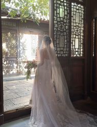 -雪中彩影婚纱摄影·微光艺术中心