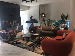 -罗奇堡家具(淮海西路店)