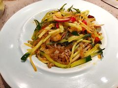 -山河屯铁锅炖(哈西站店)