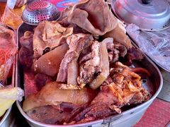 -乌恰市场(彩虹商场店)