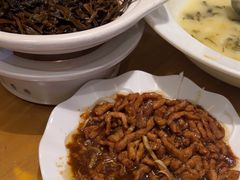 -严记小天府酸菜鱼(西四路店)