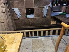 -花溪雨·森林餐厅(石基店)