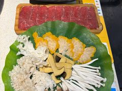 -钢管厂五区小郡肝串串香火锅(梅川路店)