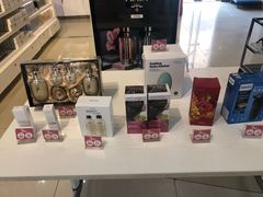 -国药中服免税(北京坊店)