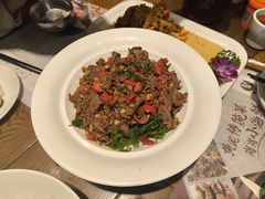 -黄泥岗·地道湖北菜(奥特莱斯店)