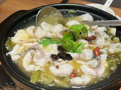 酸菜乌鱼片-老砂锅(城北店)