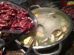 -牛一煲美食(江高店)
