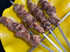 -烤肉小伙烤肉店