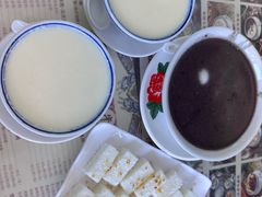 -周大娘牛乳(旧寨古村总店)