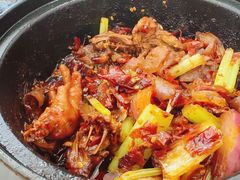 -鱼众不同·鸡公煲·烤全鱼(国顺路店)