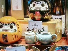 -雍容荟帝王蟹活龙虾展台自助(IFS黑金店)