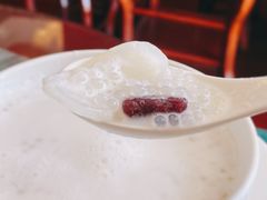 椰汁芋圆海底椰西米-甜津美