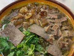 -花溪牛肉粉(八鸽岩店)