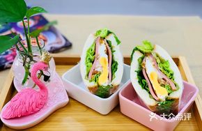 Custom Sandwich